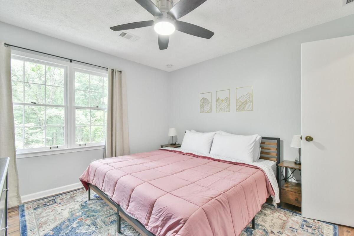 Cozy Home With Arcade, Ping Pong & Fenced Backyard Lawrenceville Exterior photo