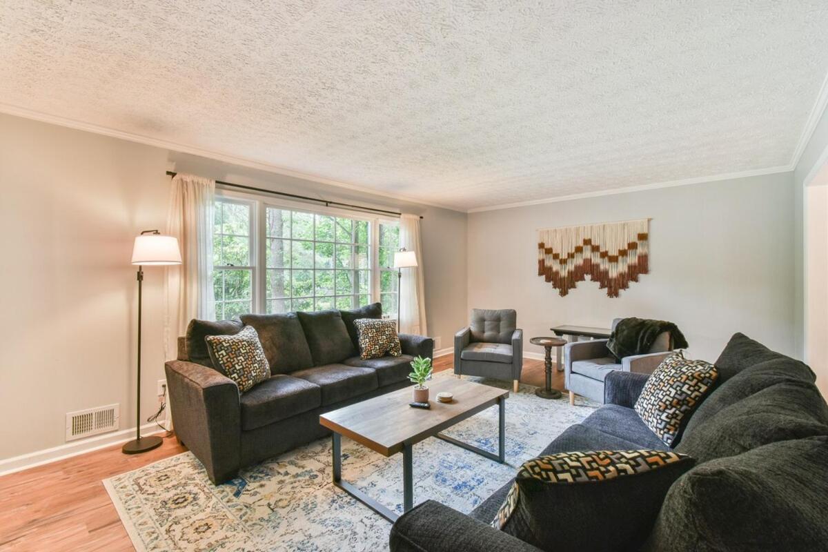 Cozy Home With Arcade, Ping Pong & Fenced Backyard Lawrenceville Exterior photo