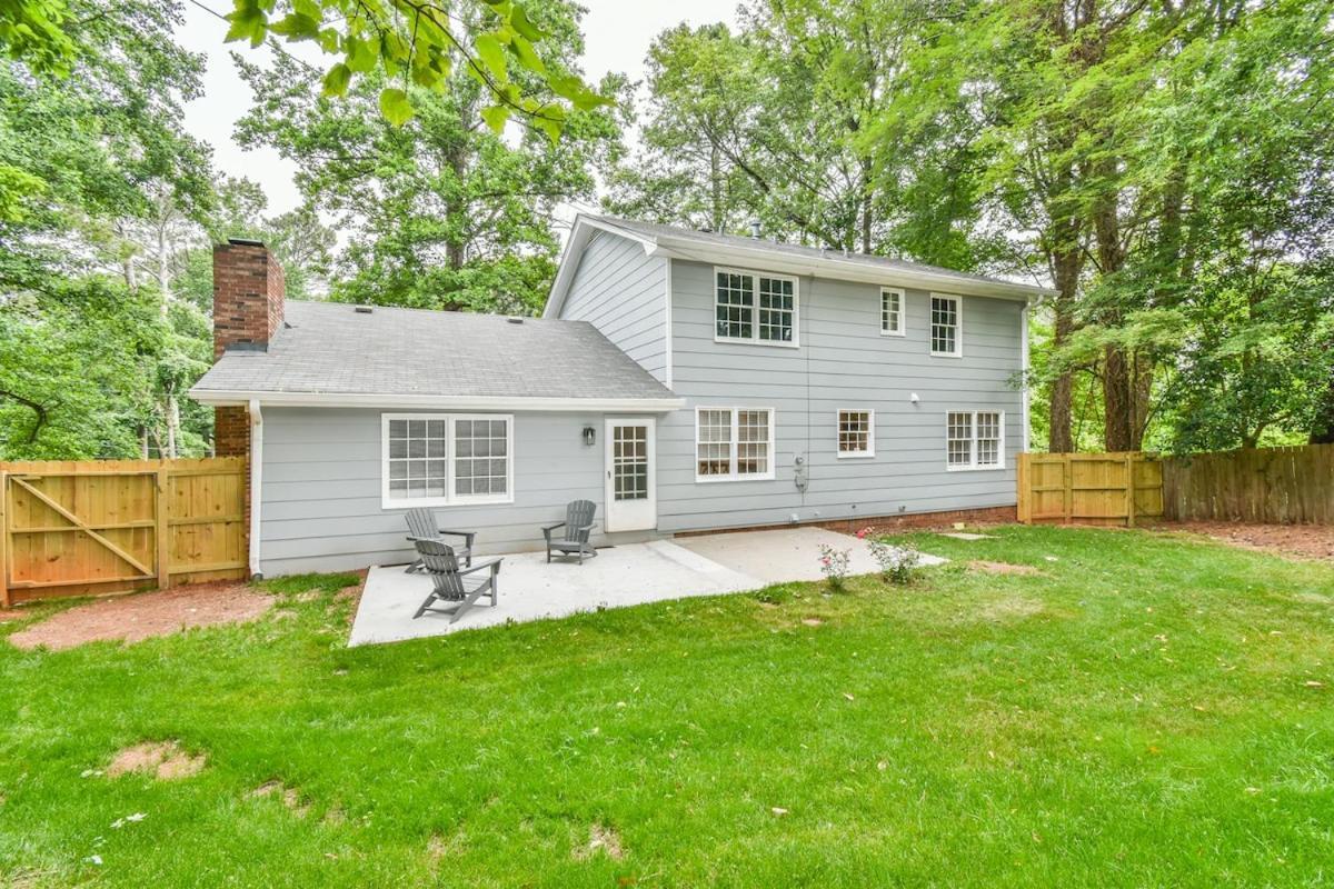 Cozy Home With Arcade, Ping Pong & Fenced Backyard Lawrenceville Exterior photo