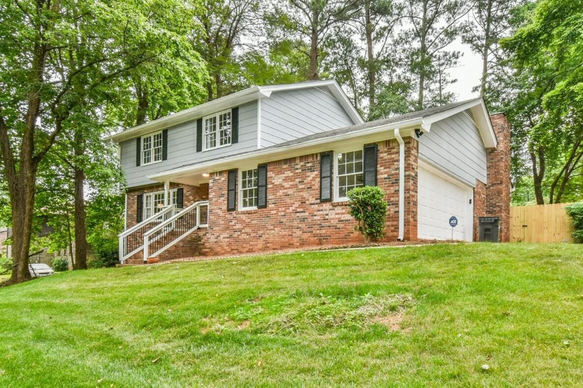 Cozy Home With Arcade, Ping Pong & Fenced Backyard Lawrenceville Exterior photo
