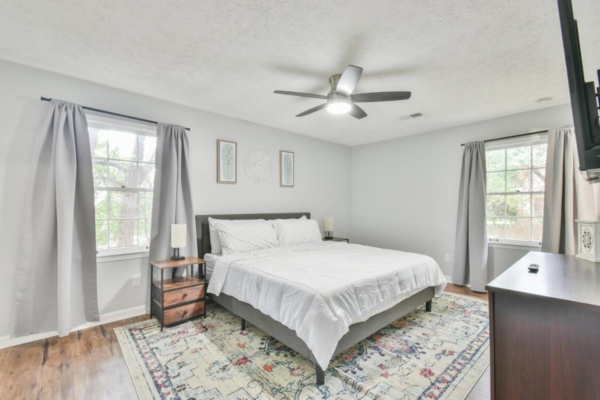 Cozy Home With Arcade, Ping Pong & Fenced Backyard Lawrenceville Exterior photo